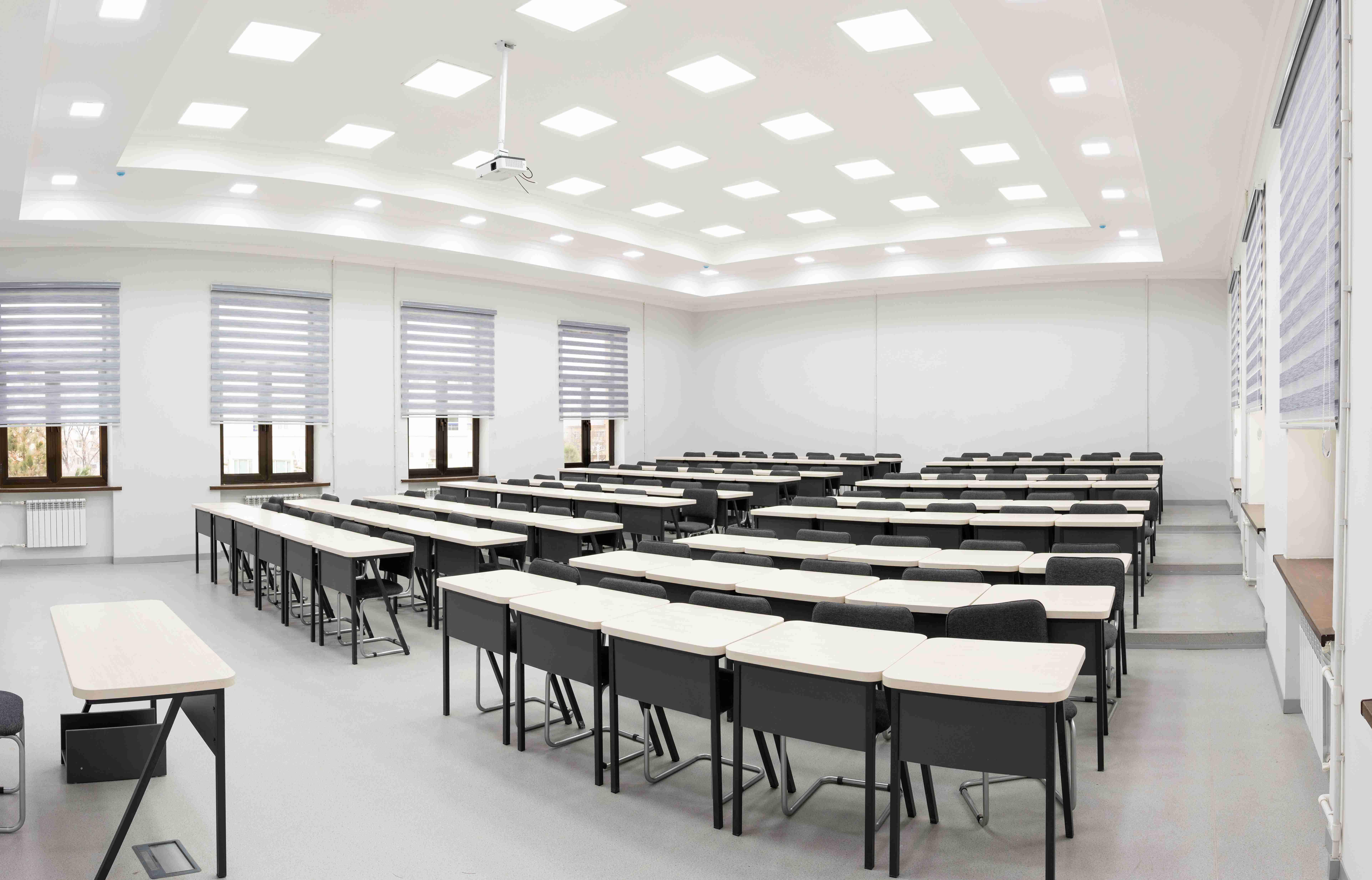 Jahon Iqtisodiyoti va Diplomatiya Universiteti - 4