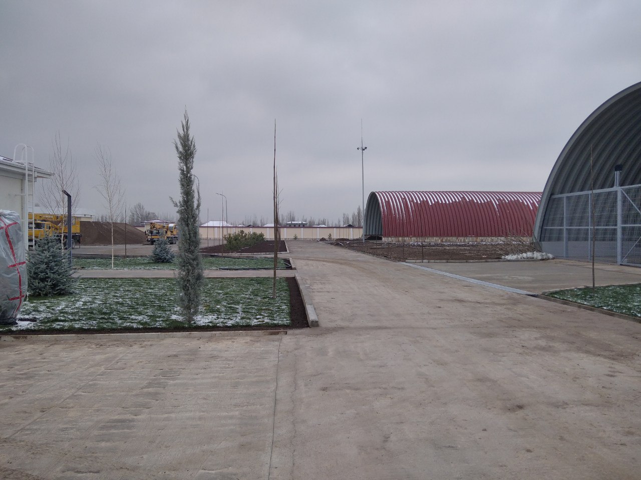 仓储与服务设施 — 自主性与效率