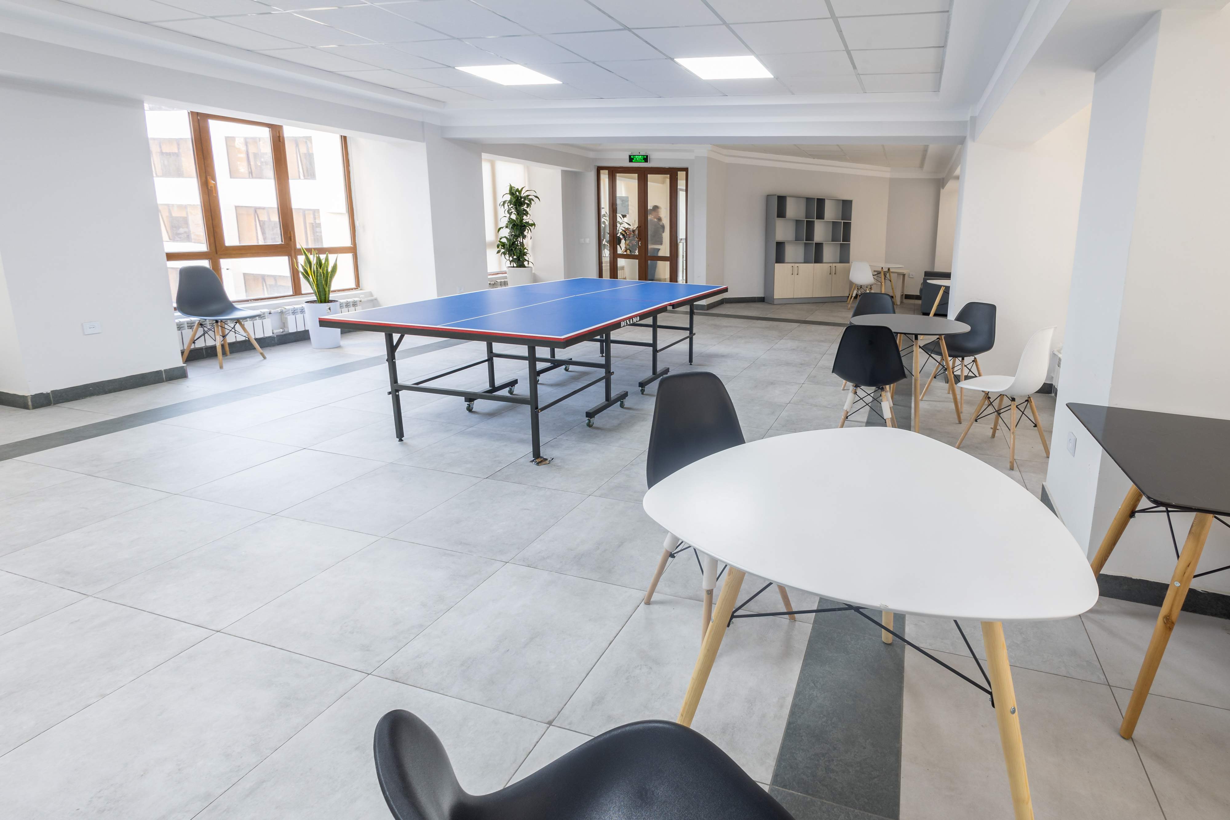 现代化教学基础设施 - 创新与舒适