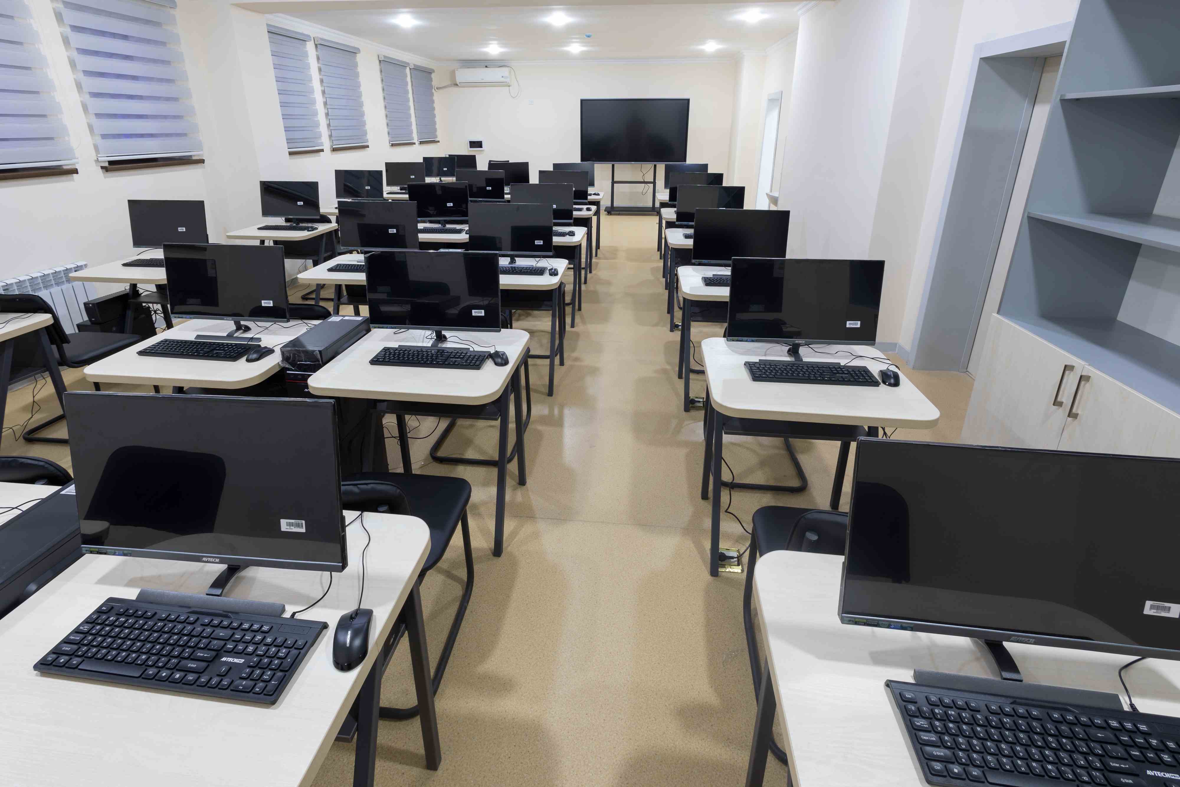 现代化教学基础设施 - 创新与舒适