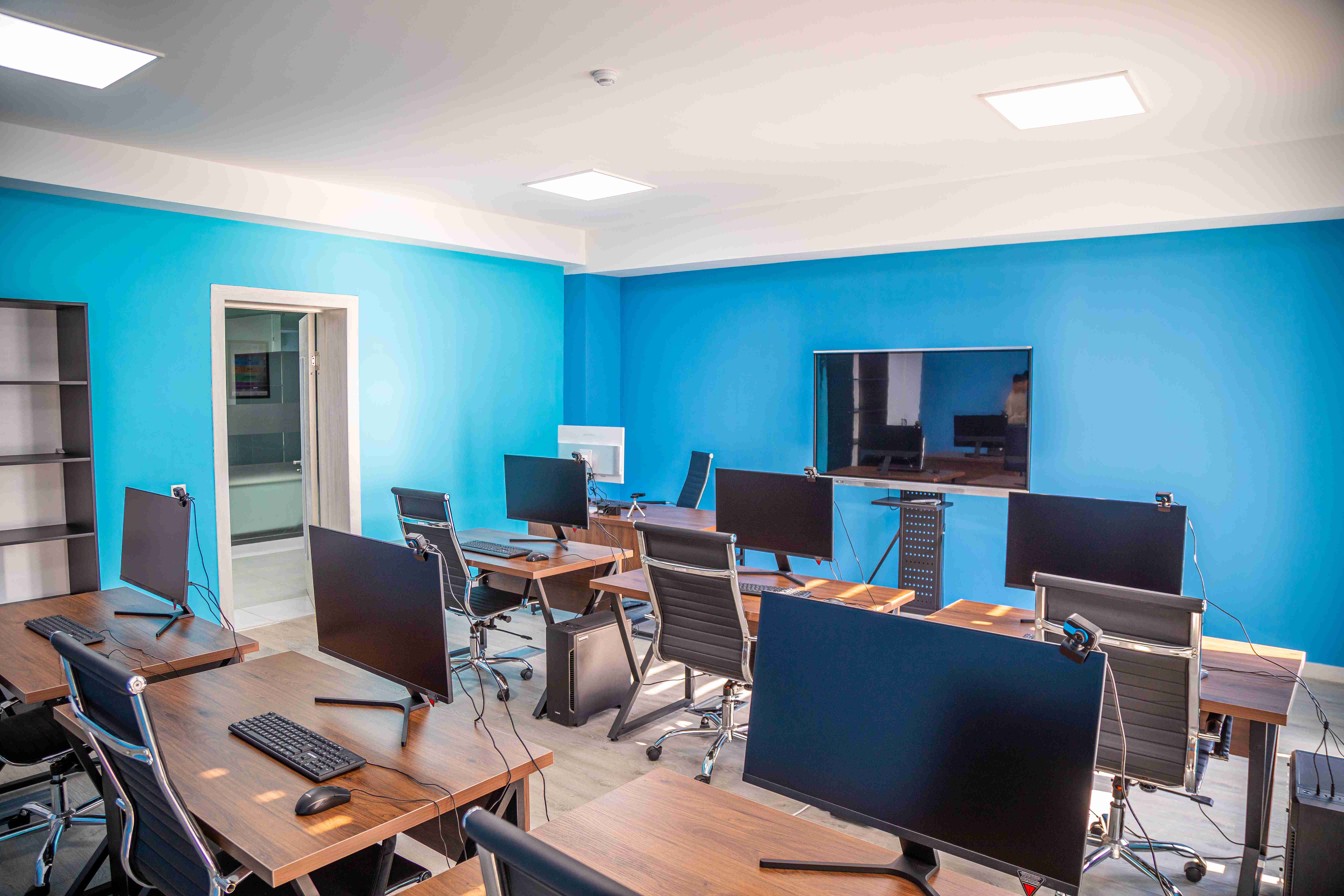 Construction of a Laboratory and Auxiliary Facilities with Full Equipment Supply and Site Improvement