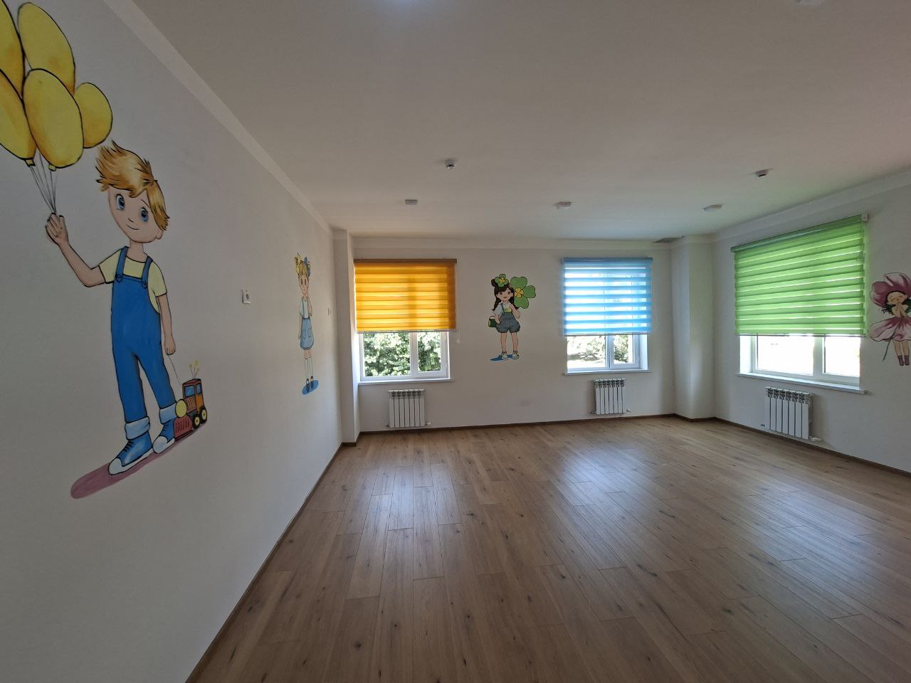 120名儿童的新建筑